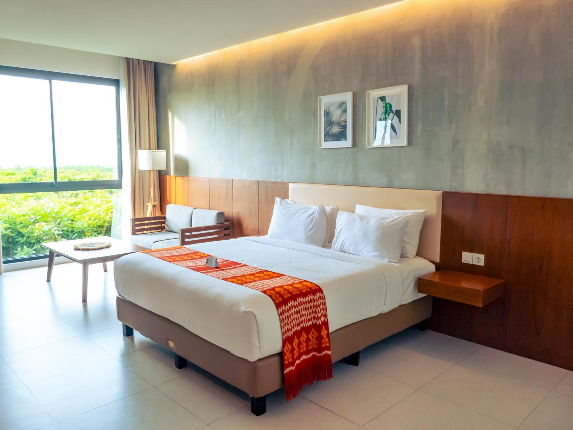 Kambaniru Beach Hotel And Resort Уайнгапу Екстериор снимка